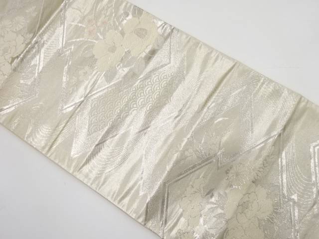 松皮菱に椿・牡丹模様織り出し袋帯(着用可)【アンティーク】【中古】【着】 宗sou