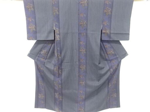 縞に唐花模様縦節紬着物【中古】【着】 宗sou 縞に唐花模様縦節紬着物【中古】【着】 宗sou