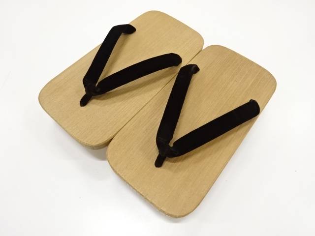 未使用品 鼻緒ビロード 男物下駄(24センチ)【着】 宗sou