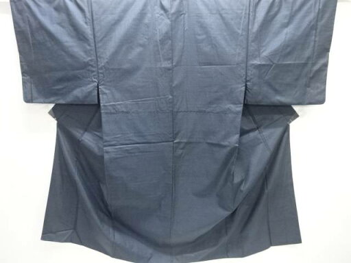 本場泥大島紬100亀甲男物着物(キングサイズ)【中古】【着】 宗sou 本場泥大島紬100亀甲男物着物(キングサイズ)【中古】【着】 宗sou