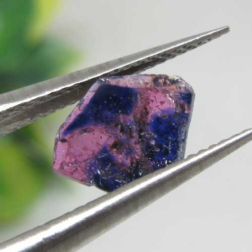 Rakuten - 【天然石】ウィンザーサファイア☆ルース☆1.17ct☆タンザニア☆ウィンザ☆鑑賞☆コレクション☆動画あり☆ポスト投函
