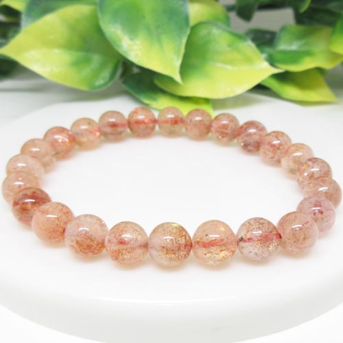 ☆サンストーン　約8ミリ ・内径16.5センチ 【波動】 　太陽のような躍動的なエネルギーを持ち、生存本能を刺激して生きる力を与え、心の傷やトラウマ、精神の安定に効果があるとされています。 また自信や積極性、行動力を高めて勝利へ導き、叶えた...