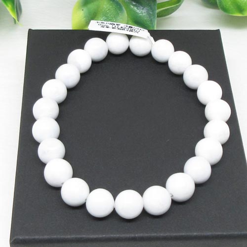 【天然石】糸魚川翡翠☆淡藤☆8〜8.5ミリ☆産地証明書☆名刺サイズ☆国石☆天然記念物☆