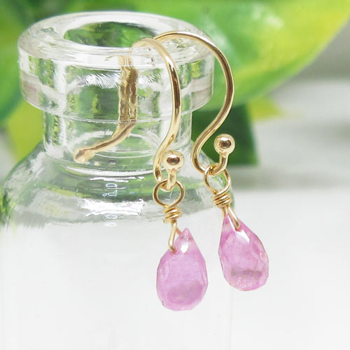 Rakuten - 【天然石】ピンクサファイア☆ピアス☆トップ☆しずく☆18K☆フック別売り☆キラキラ☆ゆらゆら☆簡易包装☆ポスト投函☆