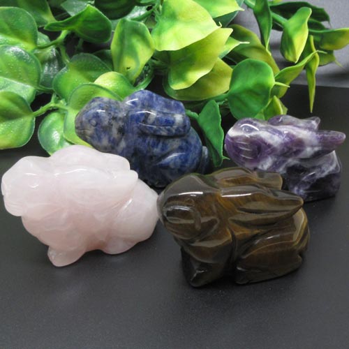 【天然石】うさぎ☆彫刻☆カービング☆動物☆手彫☆開運☆タイガーアイ☆ソーダライト☆ローズクォーツ☆アメジスト☆1点☆