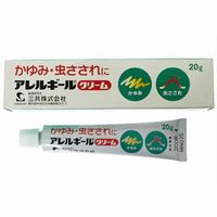 商品説明「アレルギールクリーム 20g」は、虫さされによるかゆみに、早く、すぐれた効果のあるかゆみ止めクリームです。即効性がある塩酸リドカインに加えて、かゆみを止めるクロルフェニラミンマレイン酸塩、赤みをとるプレドニゾロン酢酸エステル、患部のかきむしりなどによる化膿を予防するクロルヘキシジン塩酸塩を配合しています。虫さされのみならず激しいかゆみや炎症を伴う皮膚病に効果があります。医薬品。適応・適用●かゆみ、虫さされ、あせも、じんましん●かぶれ、しもやけ、かみそりまけ●湿疹、皮膚炎、ただれ用法・用量1日1-数回適量を患部に塗布して下さい。(用法・用量に関連する注意)1.用法を厳守して下さい。2.小児に使用させる場合には、保護者の指導監督のもとに使用させて下さい。3.目に入らないよう注意して下さい。万一、目に入った場合には、すぐに水又はぬるま湯で洗って下さい。なお、症状が重い場合には、眼科医の診療を受けて下さい。4.外用にのみ使用して下さい。使用上の注意■してはいけないこと(守らないと現在の症状が悪化したり、副作用が起こりやすくなります)1.次の部位には使用しないで下さい(1)水痘(水ぼうそう)、みずむし・たむし等又は化膿している患部(2)目の周囲、粘膜(例えば、口唇等)2.長期連用しないで下さい■相談すること1.次の人は使用前に医師又は薬剤師に相談して下さい(1)医師の治療を受けている人(2)本人又は家族がアレルギー体質の人(3)薬によりアレルギー症状を起こしたことがある人(4)患部が広範囲の人(5)湿潤やただれのひどい人2.次の場合は、直ちに使用を中止し、この文書を持って医師又は薬剤師に相談して下さい(1)使用後、次の症状があらわれた場合関係部位症状皮ふ発疹・発赤、かゆみ、はれ皮ふ(患部)みずむし・たむし等の白癬症、にきび、化膿症状、持続的な刺激感(2)5-6日間使用しても症状がよくならない場合保管及び取り扱い上の注意(1)直射日光の当たらない湿気の少ない涼しい所に密栓して保管して下さい。(2)小児の手の届かない所に保管して下さい。(3)他の容器に入れ替えないで下さい(誤用の原因になったり、品質が変わります。)(4)使用期限を過ぎた製品は使用しないで下さい。成分アレルギークリームは、特異の芳香を有するほとんど白色の軟膏で、1g中に次の成分を含有しています。成分含量(1g中)作用塩酸リドカイン30mgかゆみ・痛みをすみやかに鎮めますクロルフェニラミンマレイン酸塩10mgかゆみを鎮めますプレドニゾロン酢酸エステル1.25mgかゆみ・炎症をやわらげますクロルヘキシジン塩酸塩2mgかき傷などの化膿を防ぎますサリチル酸メチル20mg熱をとり、痛みを鎮めますl-メントール5mgかゆみを鎮めますd-カンフル5mg痛み・かゆみを鎮めます添加物：流動パラフィン、ミリスチン酸イソプロピル、ステアリン酸、セタノール、グリセリン脂肪酸エステル、ステアリン酸ポリオキシル、パラベン、プロピレングリコール、エデト酸Naリスク区分第(2)類医薬品製造販売元第一三共ヘルスケア株式会社東京都中央区日本橋3-14-10使用期限使用期限まで1年以上ある商品をお届けいたしております広告文責株式会社クスリのナカヤマTEL: 03-5497-1571備考■パッケージデザイン等は、予告なく変更されることがあります。■物流センターの在庫は常に変動しております。そのため、ページ更新とご注文のタイミングによって、欠品やメーカー販売終了のため商品が手配できない事態が発生致します。その場合、誠に申し訳ありませんが、メールにて欠品情報をご案内の上、キャンセル対応させていただく場合がございます。■特に到着日のご指定が無い場合、商品は受注日より起算して1~5営業日を目安に発送いたしております。ご注文いただきました商品の、弊社在庫状況等によっては、発送まで時間がかかる場合がございますので、予めご了承ください。また、5営業日以内の発送が困難な場合には、メールにて発送遅延のご連絡と発送予定日のご案内をお送りさせていただきます。