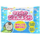 商品説明●赤ちゃんの急な発熱、寝苦しい時に●ひんやり長続き●繰り返し使用OK！！●適応年齢0才児〜●冷やしても固まらない【使用方法】(1)冷凍庫内に水平に置き、5時間以上冷やしてからお使いください。(2)固くなった場合は5分程度室温に放置し、手でもみほぐしてください。(3)タオル等をまいて適度な冷たさにしてお使いください。・直接、頭へのご使用はしないでください。【原材料】保冷剤本体内容物・・・吸水性樹脂等のアクリル酸ポリマー、ポリオール類、防腐剤、色素、水【注意事項】・冷却枕以外の用途に使用しないでください。・堅い物、尖った物にぶつけないようにしてください。・冷却したものを落とした場合は、折れたり破れたりする場合があります。・ドライアイスで冷却しないでください。・-30度以下にしないでください。・温めて使用しないでください。・万一、中身を食べた場合は、すぐに医師にご相談してください。・中身が目に入ったり、皮ふに付いた時は、水で洗い流してください。異常がある場合は医師にご相談してください。・破損したときは、使用しないでください。・中身が破れてシーツや布団等に付いた時はまずタオル等で拭き取ってから、よく水洗いしてください。・直射日光の当たらない、温度の低いところに保管してください。・本品はプラスチック類です。各地方自治体の指示に従ってお捨てください。・乳幼児のお子さまにご使用の場合は、保護者の監視のもとでお使いください。・発熱が続く場合は医師にご相談ください。広告文責株式会社クスリのナカヤマTEL: 03-5497-1571備考■パッケージデザイン等は、予告なく変更されることがあります。■物流センターの在庫は常に変動しております。そのため、ページ更新とご注文のタイミングによって、欠品やメーカー販売終了のため商品が手配できない事態が発生致します。その場合、誠に申し訳ありませんが、メールにて欠品情報をご案内の上、キャンセル対応させていただく場合がございます。■特に到着日のご指定が無い場合、商品は受注日より起算して1~5営業日を目安に発送いたしております。ご注文いただきました商品の、弊社在庫状況等によっては、発送まで時間がかかる場合がございますので、予めご了承ください。また、5営業日以内の発送が困難な場合には、メールにて発送遅延のご連絡と発送予定日のご案内をお送りさせていただきます。