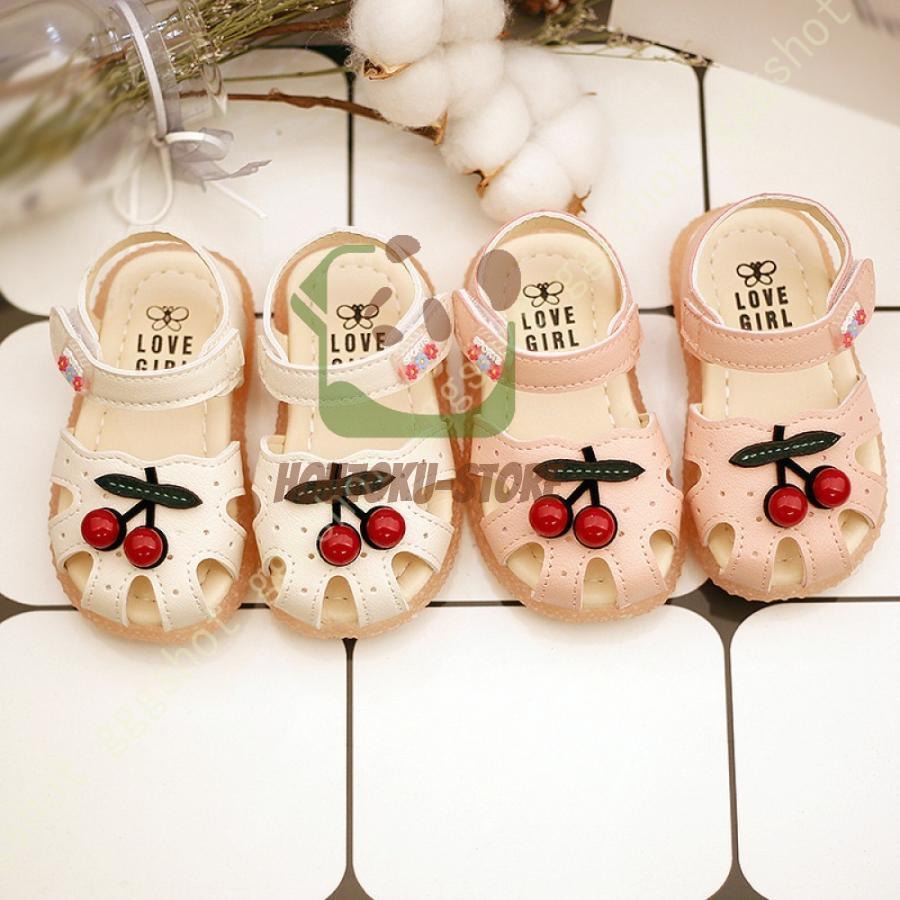 【ブラックフライデー限定！1着半額！まとめ買い2枚購入割引クーポン利用で！ 】夏用靴 女の子 ベビー ..