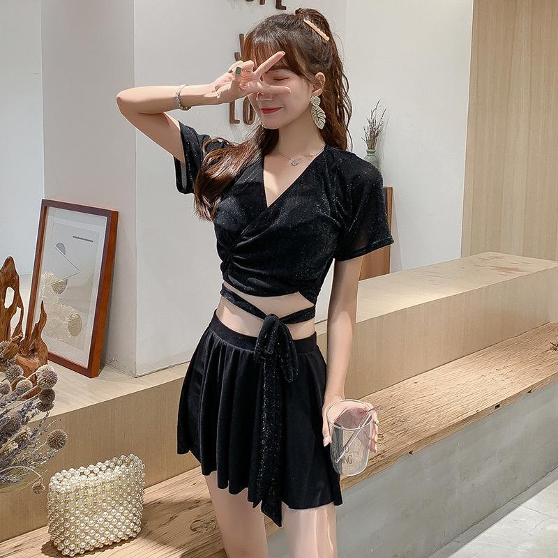 【限定販売！1着半額！まとめ買い2枚購入割引クーポン利用で！ 】水着 レディース 体型カバー タンキニ 4点セット ラッシュT 長袖シャツ ラッシュガード ショートパンツ 無地 エスニック かわいい ママ ミセス