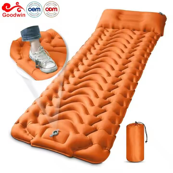 キャンピングマット 超軽量 フットプレス インフレータブル マットパッド 内蔵ポンプ 防水 耐久性 おし..