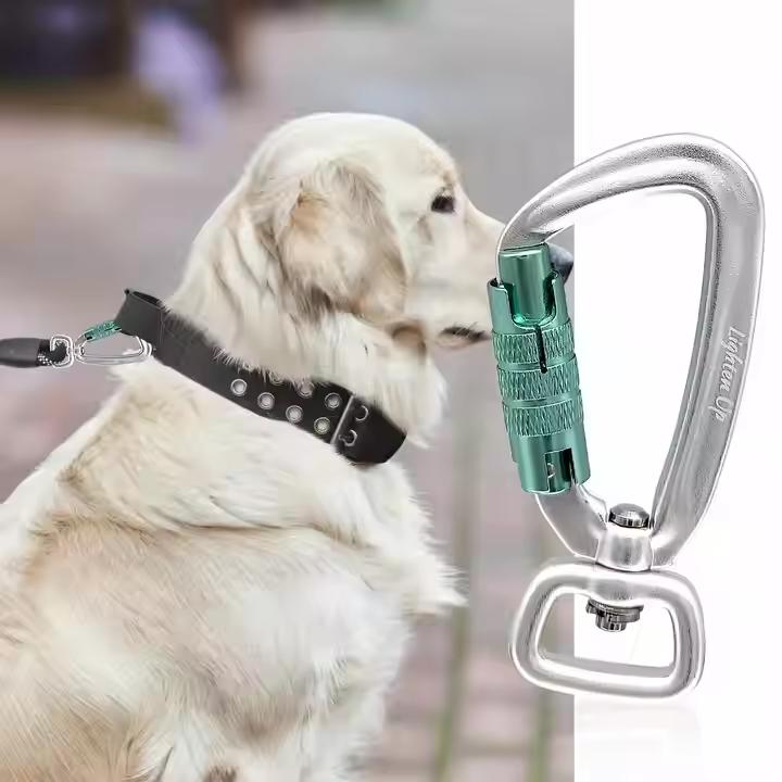 乐天商城 - ドッグリーシュ用 カラビナフック アルミ 自動ロック 回転 4KN 軽量 おしゃれ 人気 犬用 ペットグッズ 安全 便利