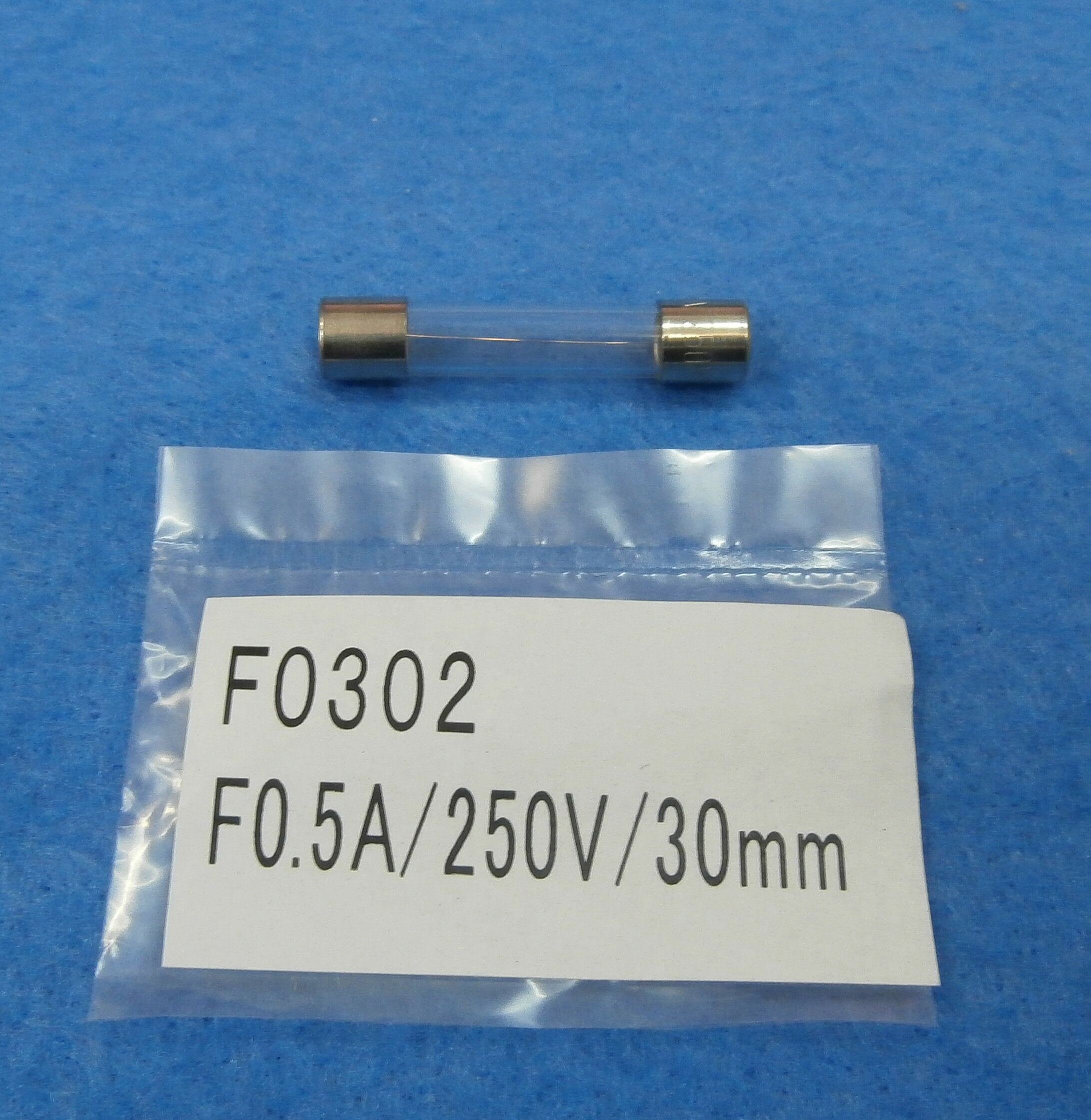 ヒューズ(500mA/250V)1本 F0302 Φ6.3x30mm 適合機種：CAM600S,PC20TK メーカー：三和電気計器株式会社(SANWA)