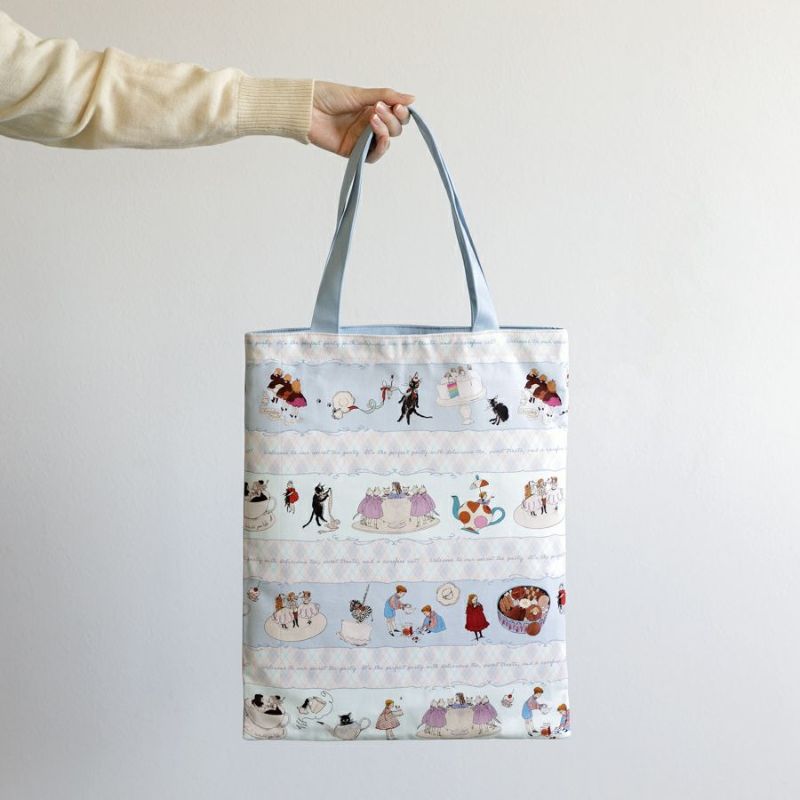 【イベント期間中ポイント10倍】Kurahashi Rei くらはしれい トートバッグ 秘密のお茶会 【Kurahashi Rei 布小物】 | くらはし れい トート バッグ 布 小物 布小物 水色 ブルー かわいい おしゃれ 猫 ねこ 女の子