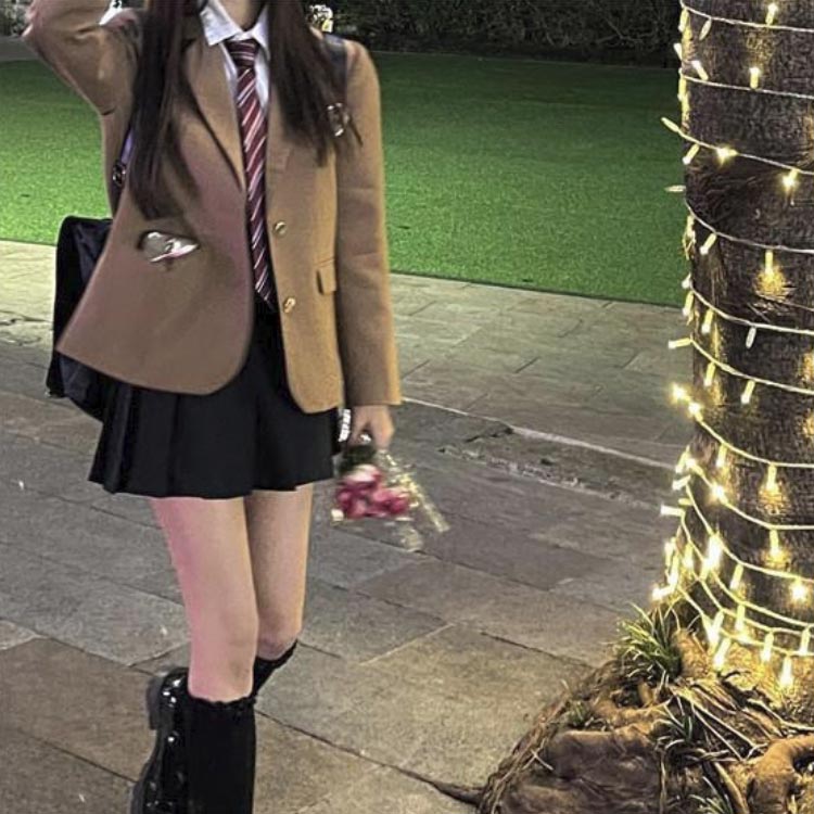 長袖 卒服 中学生 スーツ ブレザー 女の子 女子 制服 スクール 4点セット（ブレザー＋スカート＋シャツ＋ネクタイ） 高校生 制服セット 黒 ブラウン 学生制服 スクール JK制服 卒業式 韓国 コート 制服 ジャケット 学生