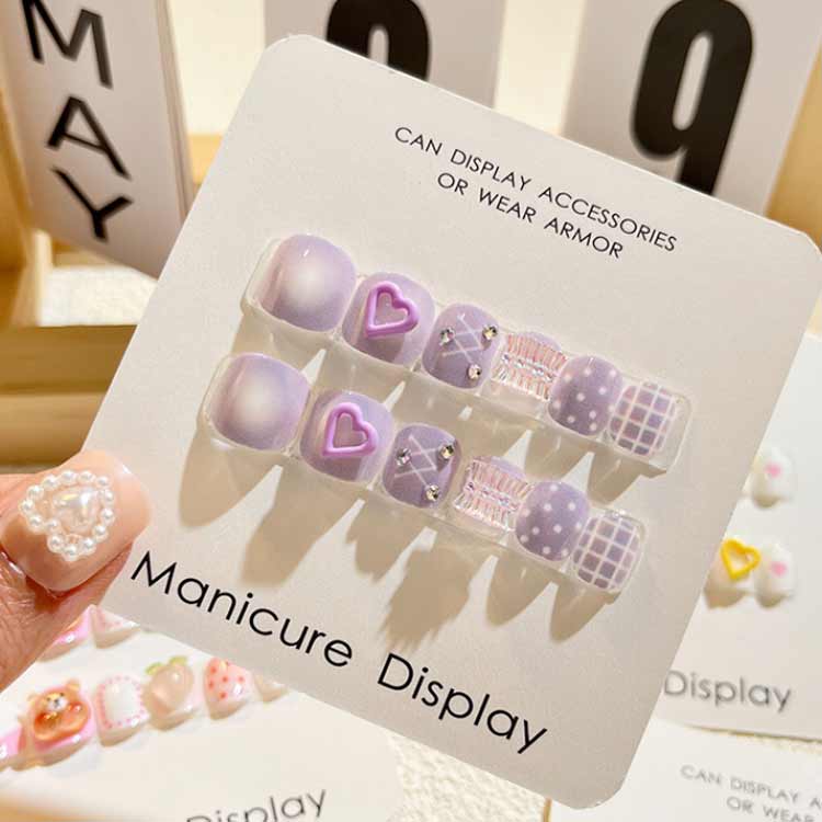 ネイルシール 貼るだけ 子供用 可愛い 自己粘着 ネイルステッカー 女の子 DIY 12枚入り 防水 極薄 誕生日 パーティー 文化祭 学园祭 送料無料