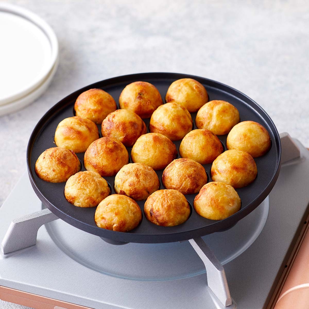 [半額抽選＋半額クーポン★11/30・12/1日限定] 岩谷産業 たこ焼きプレート ブラック イワタニ ジュニア ..