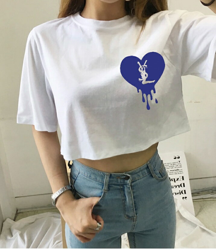 Rakuten - Tシャツ tシャツ レディース へそだし ヘソ出し 切りっぱなし 春 夏 半袖 お洒落 ストリート系 白 HIPHOP ロゴ かわいい シンプル プレゼント 誕生日 ギフト 彼女 B系 セクシー 筋トレ 運動 ダンス衣装 文化祭 学生 プレゼント 誕生日 韓国 韓国ファッション Tiktok 動画用