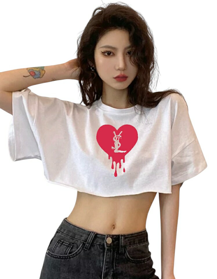 Rakuten - Tシャツ tシャツ レディース へそだし ヘソ出し 切りっぱなし 春 夏 半袖 お洒落 ストリート系 白 HIPHOP ロゴ かわいい シンプル プレゼント 誕生日 ギフト 彼女 B系 セクシー 筋トレ 運動 ダンス衣装 文化祭 学生 プレゼント 誕生日 韓国 韓国ファッション Tiktok 動画用