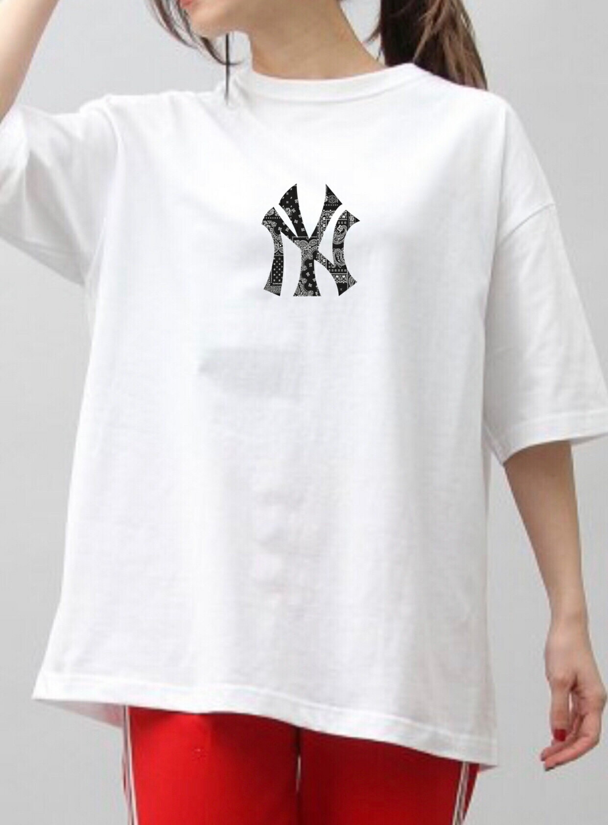 Rakuten - Tシャツ tシャツ おしゃれ ロゴ 可愛い かわいい カワイイ カットソー レディース トップス 半袖 半袖tシャツ 綿100% コットン ゆったり 大きいサイズ 体型カバー 二の腕 カバー 隠し おしゃれ シンプル 体型カバー 白 主婦 OL 運動着 ダイエット服