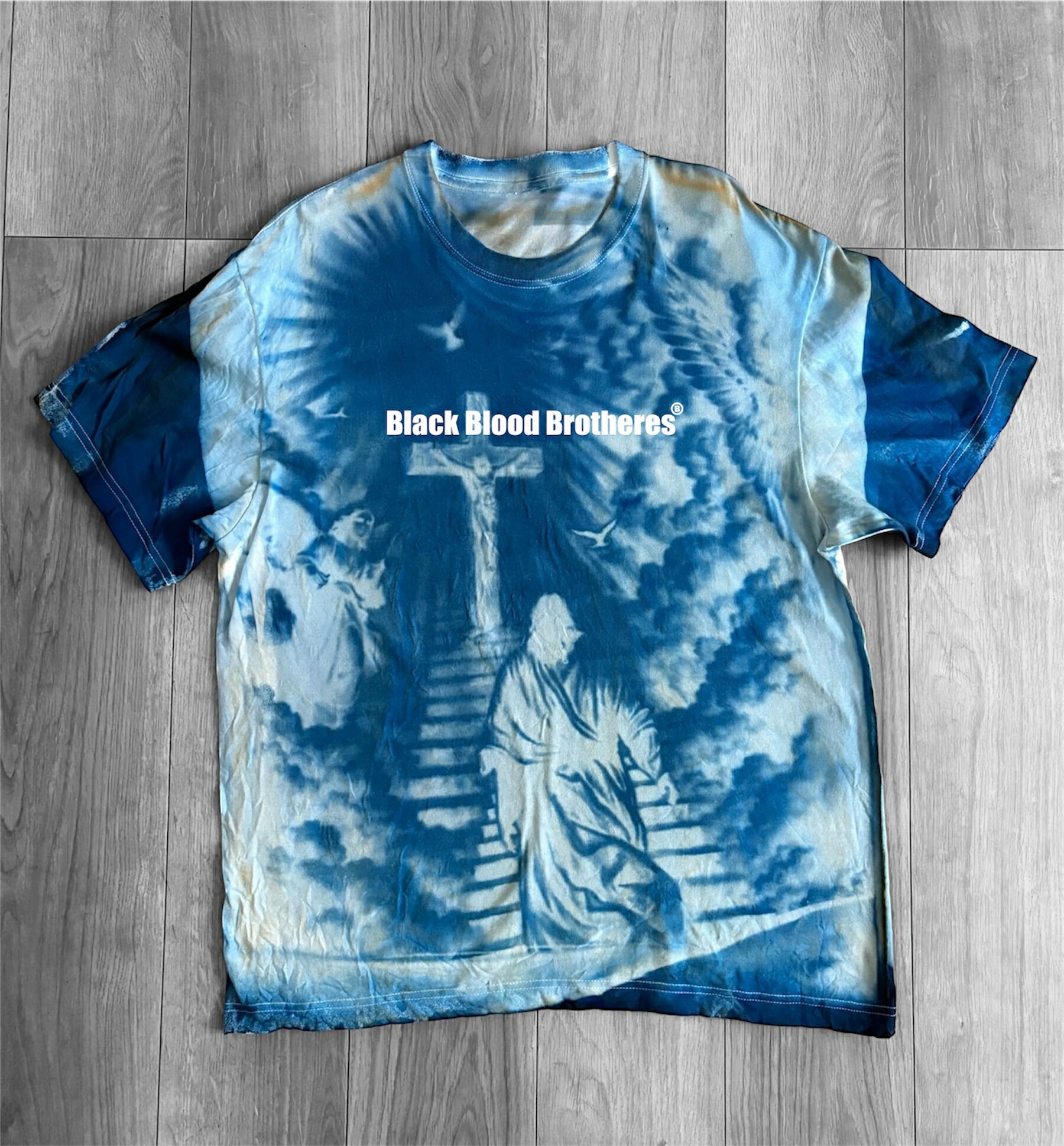 Rakuten - Tシャツ tシャツ 半袖 メンズ お洒落 おしゃれ スポーツ 送料無料 ヒップホップ系 HIPHOP 西海岸 20代 30代 大人 ダンス衣装 夏 春 コーデ ブランド ストリート系 サイアノタイプ 染め ハンドメイド 手作り ギフト プレゼント 誕生日