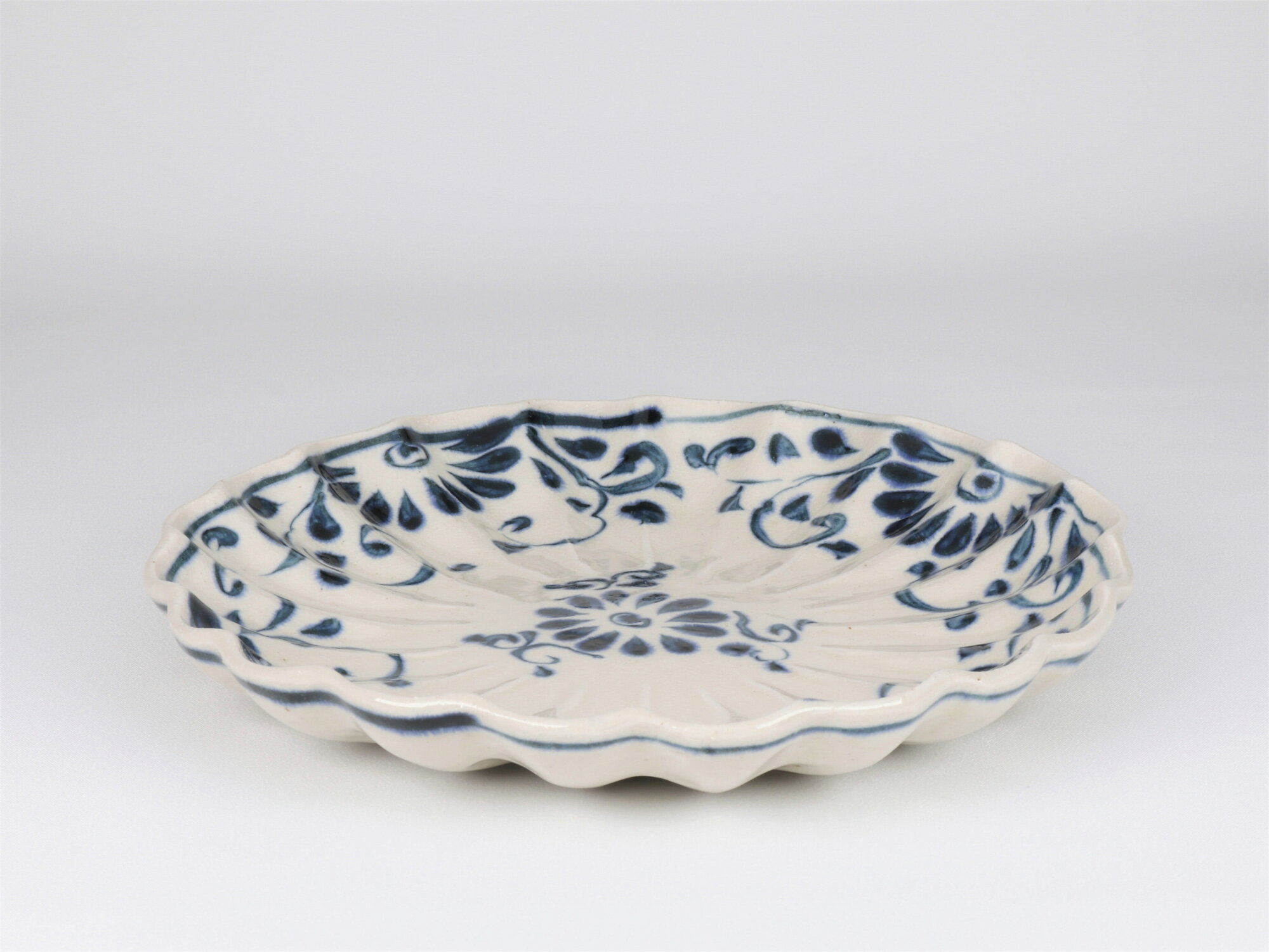 安南　菊型盛皿　花安南　宗山窯　美濃焼　和食器　焼き物　贈り物　皿　小鉢　器