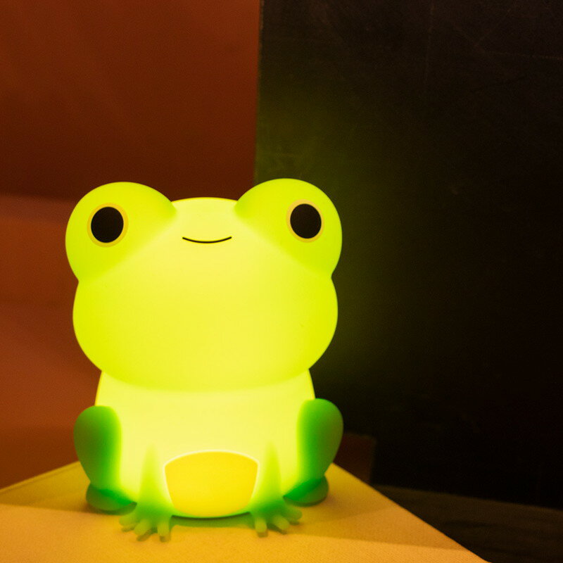 ナイトライト かわいい カエル型ライト デスクライト LED ランプ かえる型 蛙 FROG USB充電式【タイマー付き 調光 子供部屋 授乳 間接照明 おやすみライト ライト 寝室用 出産祝い 誕生日 プレゼント 子供 ギフト クリスマス】 2