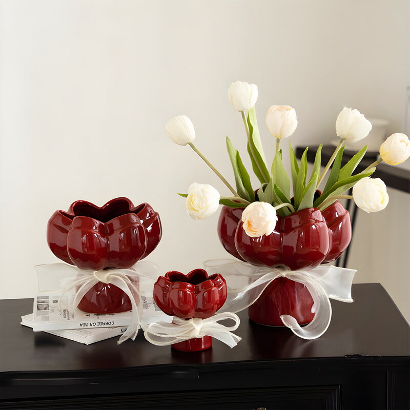 Flower Arrangements - 陶器の花瓶 フラワーベース Mサイズ おしゃれ かわいい シンプル カフェ インテリア 母の日 北欧 花瓶 ブーケ かわいい 花びん 花束 花器 陶器 新生活 ギフト プレゼント おうち時間
