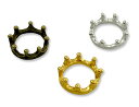 金属チャーム 王冠 K 10個入り 立体 リング 直径16.5mm 内径13mm 高6mm (1149)