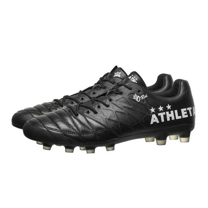 サッカースパイク 天然芝 人工芝 土 大人 メンズメーカー：アスレタ (ATHLETA)品名：O-Rei T7品番：10018-BLK●アッパー 天然皮革(カンガルー)・合成樹脂・人工皮革●アウトソール 合成樹脂底(ナイロン・ポリウレタン)●カラー ブラック●その他仕様 インソール：取替式(グリップタイプ)重量：約230g/26.0cm●対応グラウンド 天然芝・人工芝・土2024年3月発売前作T6から全体のアッパーパターンとGRIDSHELLの素材構成を再調整し、成熟度をさらに一段階高めたアスレタフットウェアフラッグシップモデル。キーワード: ATHLETA サッカースパイク 天然芝 人工芝 土 大人 メンズ当店は他ネット店舗と在庫を共用しております。在庫更新のタイムラグの為に販売できない可能性があります。万が一、在庫切れの際はご容赦下さいませ。