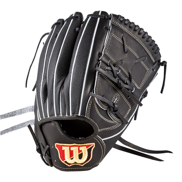 メーカー：ウィルソン (Wilson)品名：硬式用 W/S DUAL 投手用 SA17型品番：WBW104314●ポジション投手用●カラーブラックSS●レザー表革:プロストックステアレザー(+スーパースキン)裏革:ソフトフィットレザー+共革(ダブルライニング加工)●サイズ12●その他仕様はみだし:切りはみウェブ:ツーピース親指パッド/小指2本入れ推奨守備率10割に近づくための最適設計。はみだし2本構造の立体裁縫により、打球の威力に負けない指先の強さと高いフィット感を実現したデュアルテクノロジー。アーチフィッター2搭載により、グラブとの一体感をさらに高めたモデル。キーワード: 野球 Wilson ウィルソン 硬式グローブ W/S DUAL 投手用 SA17型 硬式 グラブ ピッチャー当店は他ネット店舗と在庫を共用しております。在庫更新のタイムラグの為に販売できない可能性があります。万が一、在庫切れの際はご容赦下さいませ。