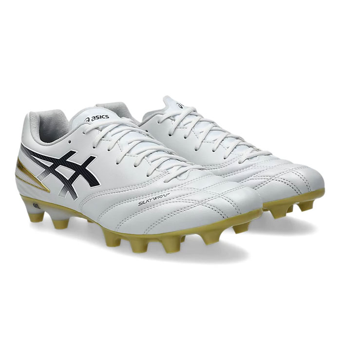 メーカー：アシックス (asics)品名：DS LIGHT PRO WIDE品番：1103A122-103●アッパー人工皮革(合成皮革)・合成樹脂●アウトソール合成底(ウレタン)●ワイズWIDE●カラーWhite/Midnight●対応グラウンド天然芝・人工芝・土●生産国ベトナム製フィット感の追求で進化したGELテクノロジー搭載のDS LIGHT上位モデル。DS LIGHT PRO(ワイド)は、耐久性と快適性、パフォーマンスの向上を求める上級者から初心者までのサッカー選手に適しています。このスパイクは、DS LIGHT X-FLY 6と同様のフィット感をもち、パフォーマンスの向上をサポートします。アッパー前足部にSILKYWRAPを採用し、優れたフィット感を追求。さらに、fuzeGELテクノロジーが、ストップやスタート時の衝撃を軽減し、長時間のプレーでも足への負担を軽減するよう設計されています。キーワード: asics DS LIGHT PRO WIDE アシックス サッカー スパイク シューズ 天然芝 人工芝 土 大人 メンズ レディース当店は他ネット店舗と在庫を共用しております。在庫更新のタイムラグの為に販売できない可能性があります。万が一、在庫切れの際はご容赦下さいませ。
