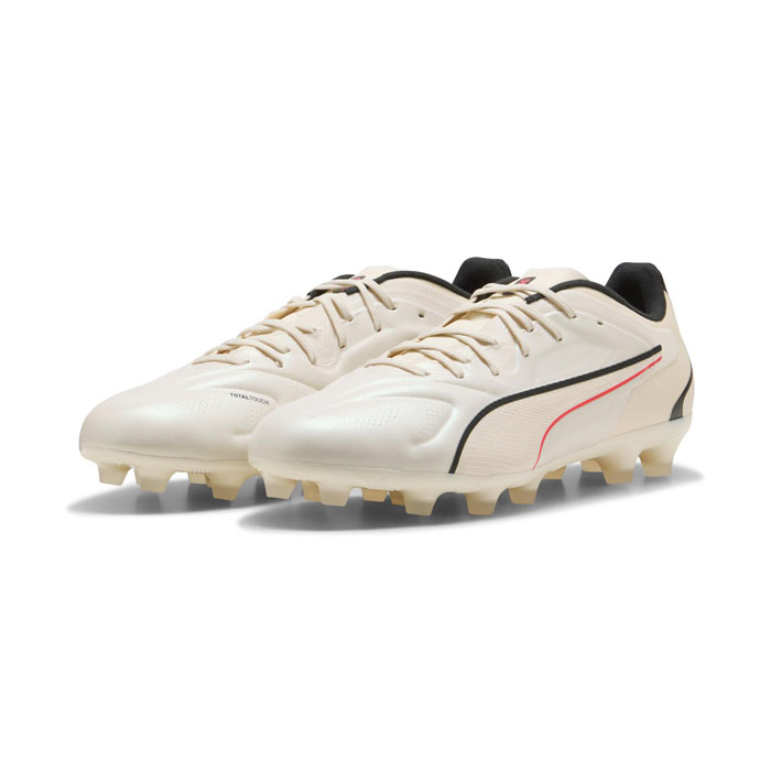 メーカー：プーマ (PUMA)品名：キング 20 プロ HG/AG品番：109349-01●アッパー人工皮革+合成樹脂●アウトソール合成樹脂●カラーSugerd Almond-PUMA Black●対応グラウンド天然芝・人工芝・土キーワード: PUMA プーマ キング 20 プロ HG/AG サッカー スパイク シューズ 天然芝 人工芝 土 大人 メンズ レディース当店は他ネット店舗と在庫を共用しております。在庫更新のタイムラグの為に販売できない可能性があります。万が一、在庫切れの際はご容赦下さいませ。