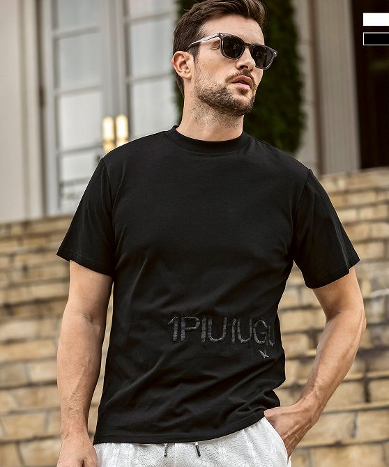 1PIU1UGUALE3 RELAX ウノピゥウノウグァーレトレ リラックス ハンドライクエンボスロゴ半袖Tシャツ メンズ おしゃれ かっこいい ブランド ウェア ウノピュウ ウノピュー