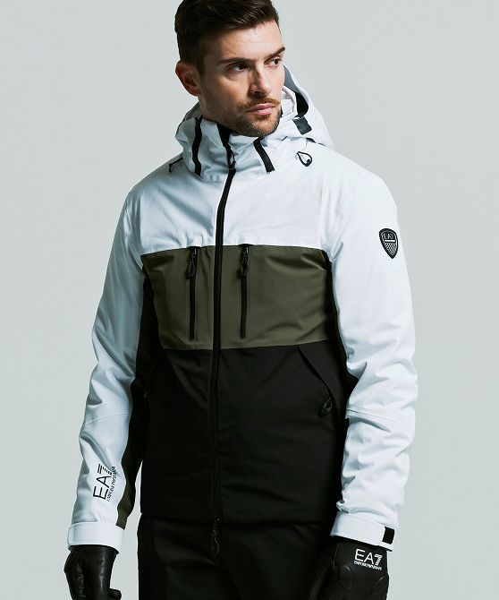 EMPORIO ARMANI EA7(イーエーセブン)テクニカル スキージャケット PROTECTUM7 テクニカルファブリック STRATUM7パディング メンズ おしゃれ かっこいい ブランド