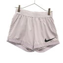 ナイキ ロゴプリント スポーツ ショートパンツ S グレー NIKE レディース 【中古】 【230801】 メール便可 【詳細】ウエスト周りはゴム仕様となっております。特に気になるようなダメージは見当たらず比較的キレイな状態です。 コンディションについて サイズ表記S ウエスト64cm 股下10cm 股上25.5cm もも周り58cm 裾周り54cm 素材ポリエステル88%他※詳細は画像参照、もしくはお問い合わせお願い致します。 カラーグレー 商品番号bof-ttm-22507-wsb サイズガイドはこちら ※サイズに関しまして実寸も参考にお願いいたします。(サイズ不明、男女どちらか不明、紳士服のサイズ表記など当店でもサイズがわからない商品がありますので実寸サイズのご確認をお願い致します。) ※男女兼用や男女不明な商品がありますがモールカテゴリでは男女どちらか選択をしなければなりませんのでご不明な点はお問い合わせお願い致します。 ※商品は写真のものがすべてとなります。 ※状態は当社独自の基準です。 ※素材表記はなるべく写真にて収めていますが、欠損、不明な点があればお問い合わせください。 ※測定値の若干の誤差はご了承ください。 ※「在庫有り」の表示であっても、必ずしも在庫を保証するものではありません。 掲載商品について、他モールとも在庫を共有しております。 完売の場合は、誠にご迷惑をお掛けいたしますが、ご注文をキャンセルさせていただく場合がございます。予めご了承ください。