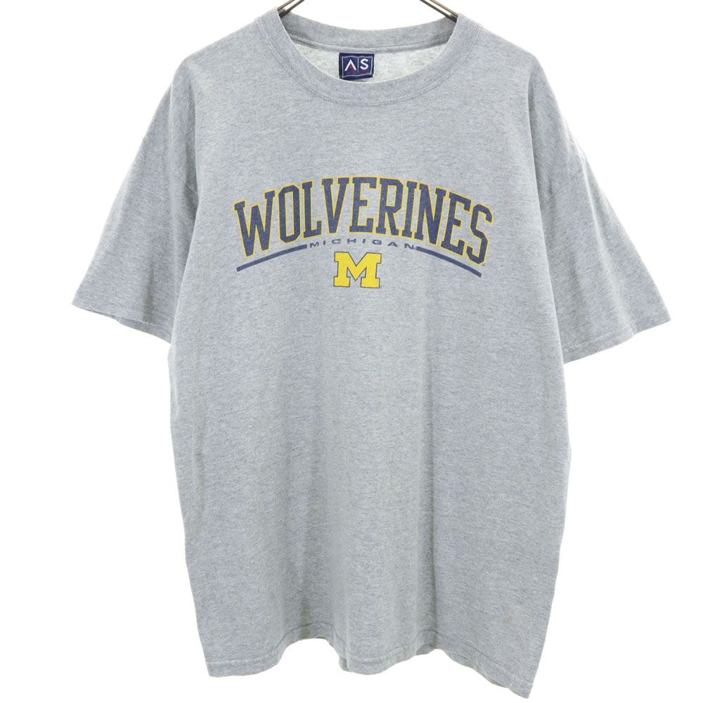 AS SPORTS 半袖 Tシャツ L グレー ミシガン メンズ 【中古】 【240430】 メール便可 【詳細】裾にシミあり。 コンディションについて ブランドAS SPORTS / - アイテムTシャツ サイズ表記L 着丈72cm 身幅55cm 袖丈21cm 肩幅58cm 素材綿90％ 他※詳細は画像参照、もしくはお問い合わせお願い致します。 カラーグレー 商品番号bof-fre-87558-mts サイズガイドはこちら ※サイズに関しまして実寸も参考にお願いいたします。(サイズ不明、男女どちらか不明、紳士服のサイズ表記など当店でもサイズがわからない商品がありますので実寸サイズのご確認をお願い致します。) ※男女兼用や男女不明な商品がありますがモールカテゴリでは男女どちらか選択をしなければなりませんのでご不明な点はお問い合わせお願い致します。 ※商品は写真のものがすべてとなります。 ※素材表記はなるべく写真にて収めていますが、欠損、不明な点があればお問い合わせください。 ※状態は当社独自の基準です。 ※測定値の若干の誤差はご了承ください。 ※「在庫有り」の表示であっても、必ずしも在庫を保証するものではありません。 掲載商品について、他モールとも在庫を共有しております。 完売の場合は、誠にご迷惑をお掛けいたしますが、ご注文をキャンセルさせていただく場合がございます。予めご了承ください。