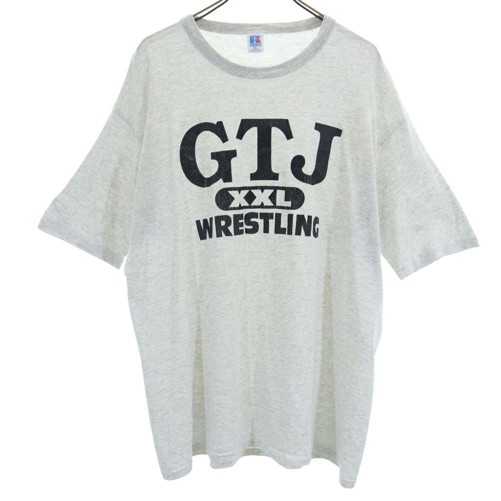 ラッセルアスレチック 90s オールド プリント 半袖 Tシャツ XXL グレー系 RUSSELL ATHLETIC ビッグサイズ メンズ 【中古】 【240515】 メール便可 【詳細】90年代のオールドのプリントTになります。全体的に色褪せ、毛羽立ち、脇に汚れ、プリントにひび割れあり。ご理解の上ご購入をお願いいたします。 コンディションについて ブランドラッセルアスレチック / RUSSELL ATHLETIC アイテムTシャツ サイズ表記XXL 着丈77cm 身幅60cm 袖丈27cm 肩幅60cm 素材ポリエステル50％他※詳細は画像参照、もしくはお問い合わせお願い致します。 カラーグレー系 商品番号fre-88463 サイズガイドはこちら ※サイズに関しまして実寸も参考にお願いいたします。(サイズ不明、男女どちらか不明、紳士服のサイズ表記など当店でもサイズがわからない商品がありますので実寸サイズのご確認をお願い致します。) ※男女兼用や男女不明な商品がありますがモールカテゴリでは男女どちらか選択をしなければなりませんのでご不明な点はお問い合わせお願い致します。 ※商品は写真のものがすべてとなります。 ※素材表記はなるべく写真にて収めていますが、欠損、不明な点があればお問い合わせください。 ※状態は当社独自の基準です。 ※測定値の若干の誤差はご了承ください。 ※「在庫有り」の表示であっても、必ずしも在庫を保証するものではありません。 掲載商品について、他モールとも在庫を共有しております。 完売の場合は、誠にご迷惑をお掛けいたしますが、ご注文をキャンセルさせていただく場合がございます。予めご了承ください。