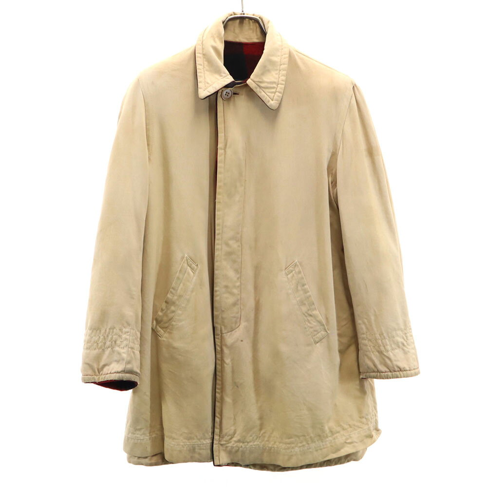 Harriswear 50s 60s ヴィンテージ チェック×無地 長袖 リバーシブル ジャケット ベージュ×レッド系 Harriswear メンズ 【詳細】50年代の60年代のリバーシブルのワークコートになります。サイズ表記、品質詳細不明。サイズカテゴリーは目安です。実寸を参考にお願いいたします。ベージュ側、全体的に薄汚れ、所々にシミ汚れや茶汚れ、薄汚れ、黄ばみ、レッド側のポケットの中に破れ、全体的に毛羽立ちあり。ご理解の上ご購入をお願いいたします。 コンディションについて ブランドHarriswear / - 年代50s 60s アイテムリバーシブル ジャケット サイズ表記不明※実寸サイズを参考にしてください。 着丈約80cm身幅約53cm肩幅約42cm袖丈約59cm 素材不明 カラーベージュ×レッド系 商品番号fre-97331 サイズガイドはこちら ※サイズに関しまして実寸も参考にお願いいたします。(サイズ不明、男女どちらか不明、紳士服のサイズ表記など当店でもサイズがわからない商品がありますので実寸サイズのご確認をお願い致します。) ※男女兼用や男女不明な商品がありますがモールカテゴリでは男女どちらか選択をしなければなりませんのでご不明な点はお問い合わせお願い致します。 ※商品は写真のものがすべてとなります。 ※素材表記はなるべく写真にて収めていますが、欠損、不明な点があればお問い合わせください。 ※状態は当社独自の基準です。 ※測定値の若干の誤差はご了承ください。 ※「在庫有り」の表示であっても、必ずしも在庫を保証するものではありません。 掲載商品について、他モールとも在庫を共有しております。 完売の場合は、誠にご迷惑をお掛けいたしますが、ご注文をキャンセルさせていただく場合がございます。予めご了承ください。