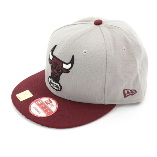 古着 NEW ERA ニューエラ 9FIRTY バイカラー キャップ グレー×ボルドー シカゴブルズ スナップバック メンズ 【中古】 古着 NEW ERA ニューエラ 9FIRTY バイカラー キャップ グレー×ボルドー シカゴブルズ スナップバック メンズ 【中古】