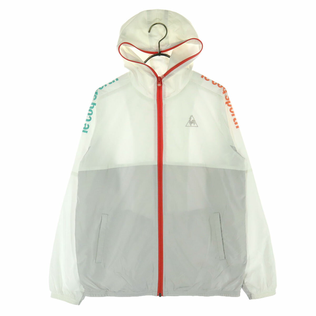 美品 ルコックスポルティフ ワンポイントロゴ 長袖 ナイロンジャケット M アイボリー le coq sportif フーディー メンズ 【詳細】着用感少なめで、比較的キレイな状態です。 コンディションについて ブランドルコックスポルティフ / le coq sportif アイテムナイロンジャケット サイズ表記M参考サイズ：メンズMサイズ 着丈約64cm身幅約51cm肩幅約38cm袖丈約61cm 素材ポリエステル100％ カラーアイボリー 商品番号oda-5829 サイズガイドはこちら ※サイズに関しまして実寸も参考にお願いいたします。(サイズ不明、男女どちらか不明、紳士服のサイズ表記など当店でもサイズがわからない商品がありますので実寸サイズのご確認をお願い致します。) ※男女兼用や男女不明な商品がありますがモールカテゴリでは男女どちらか選択をしなければなりませんのでご不明な点はお問い合わせお願い致します。 ※商品は写真のものがすべてとなります。 ※素材表記はなるべく写真にて収めていますが、欠損、不明な点があればお問い合わせください。 ※状態は当社独自の基準です。 ※測定値の若干の誤差はご了承ください。 ※「在庫有り」の表示であっても、必ずしも在庫を保証するものではありません。 掲載商品について、他モールとも在庫を共有しております。 完売の場合は、誠にご迷惑をお掛けいたしますが、ご注文をキャンセルさせていただく場合がございます。予めご了承ください。