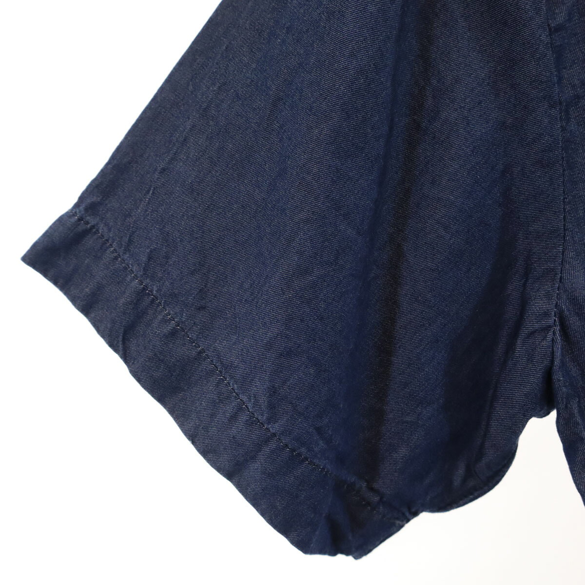 古着、USED専門百貨店BIG2ndの古着 G-STAR RAW ジースターロウ ブロンソン ショート ジャンプスーツ シャンブレー 半袖 オールインワン XXS ネイビー つなぎ レディース 【中古】｜アングル3