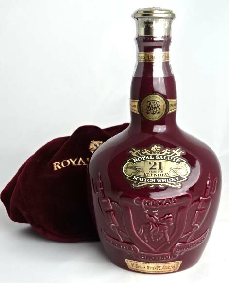 ロイヤルサルート 21年 700ml 40度　ウイスキー 保存袋付き Royal Salute LXX A00802