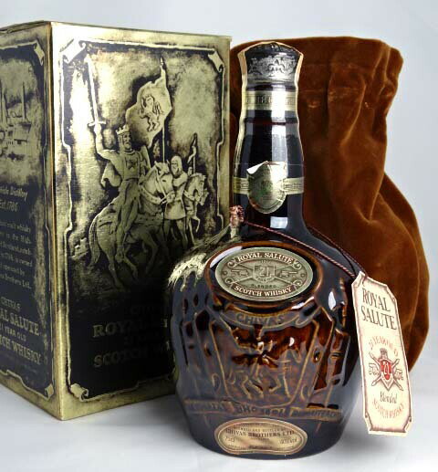 【オールドボトル】 ロイヤルサルート 21年 700ml 40度 箱、巾着袋付き ウイスキー Royal Salute LXX Whisky 【中古】 A01013