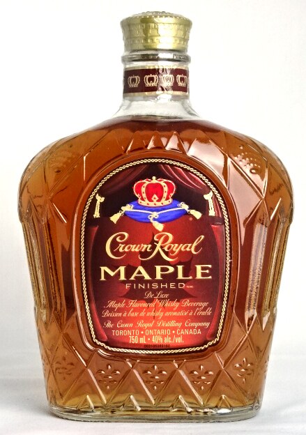 クラウンローヤル メープルフィニッシュド 750ml 40度 カナディアンウイスキー CROWN ROYAL MAPLE FINISHED A05775