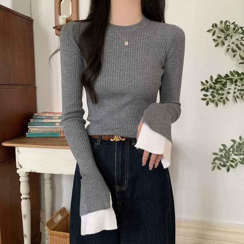 Rakuten - レディース ニット 長袖 フレアスリーブ クルーネック スリム 細身 かわいい 大人可愛い きれいめ シンプル 上品 おしゃれ かっこいい クール エレガント 無地 クール エレガント モード系 主役級 存在感 定番 清楚 ガーリー ヴィンテージ 黒 グレー S M L XL 送料無料