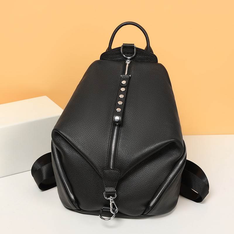 Rakuten - レディース リュック 多収納 多機能 軽量 革 かわいい きれいめ シンプル 上品 お洒落 かっこいい クール エレガント モダン とろみ感 個性的 マニッシュ 無地 オールシーズン 送料無料