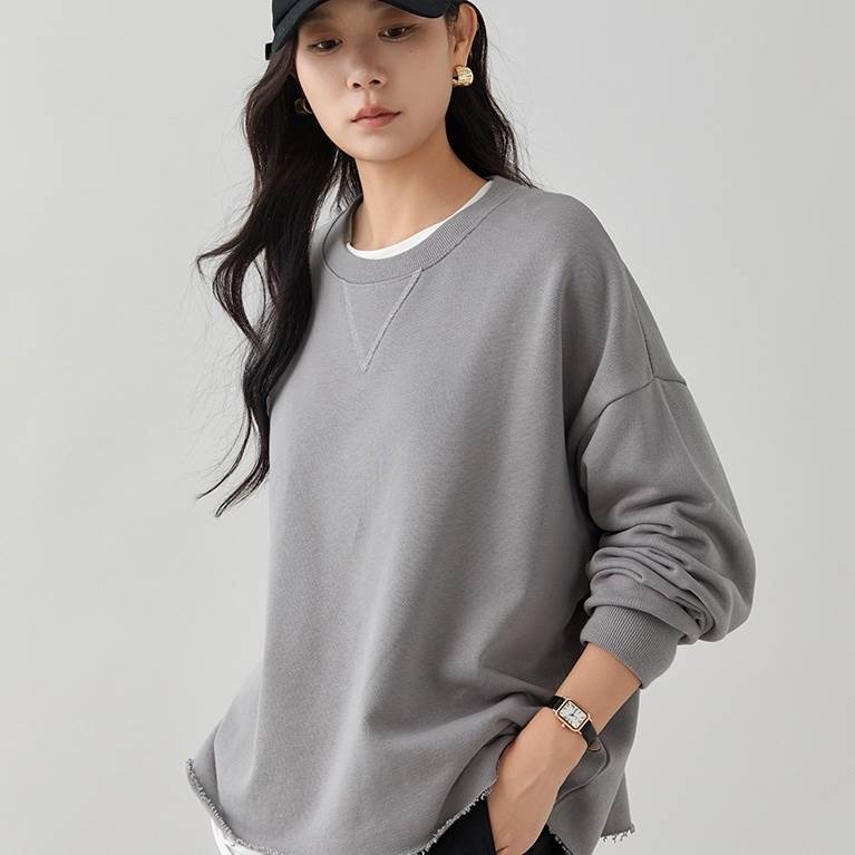 Japanese Pattern - レディース トレーナ 長袖 ラウンドネック ミディアム丈 大人可愛い きれいめ シンプル 上品 おしゃれ かっこいい カジュアル こなれ感 個性的 ラフ 抜け感 春 秋 ベーシック ナチュラル クール 無地 グレー レッド 黒 S M L XL 2XL 送料無料