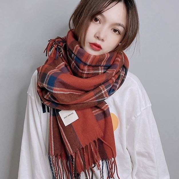 レディース マフラー タッセル 大きめ ロング丈 大人可愛い きれいめ シンプル 上品 おしゃれ かっこいい カジュアル こなれ感 秋 冬 ベーシック ナチュラル クール キュート フェミニン ガーリー 清楚 定番 防寒 韓国 チェック柄 くすみカラー ワンサイズ 送料無料