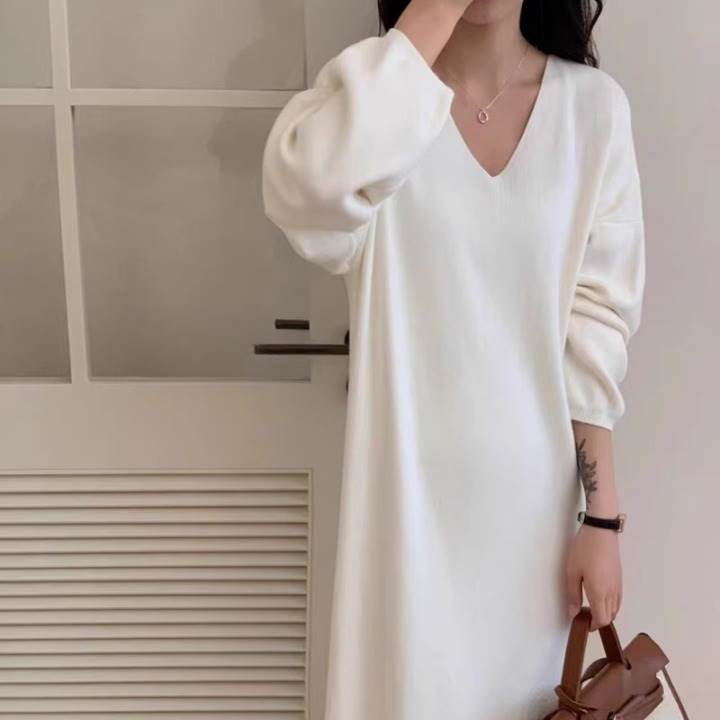 ワンピース ミモレ丈ワンピース 長袖 Vネック プルオーバー ミモレ丈 かわいい 大人可愛い きれいめ シンプル 上品 おしゃれ カジュアル こなれ感 個性的 ラフ ルーズ 主役級 存在感 抜け感 秋 冬 ベーシック ナチュラル フェミニン 清楚 無地 女性用 レディース ママ