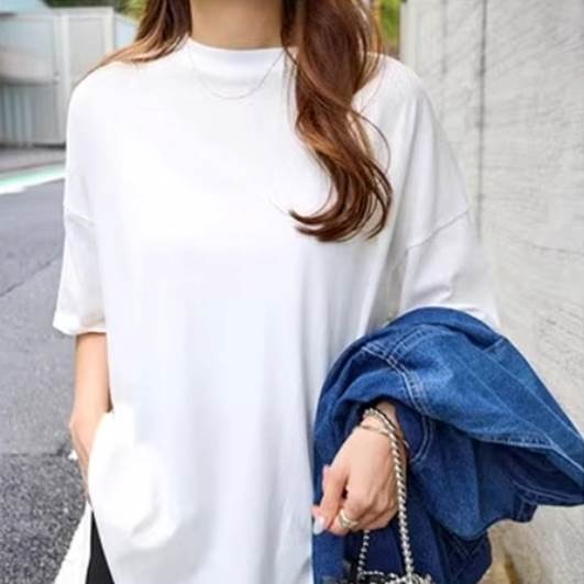 乐天商城 - トップス カットソー Tシャツ 半袖 クルーネック サイドスリット プルオーバー ミディアム丈 かわいい 大人可愛い きれいめ シンプル 上品 おしゃれ かっこいい カジュアル こなれ感 個性的 ラフ 主役級 存在感 抜け感 春 夏 ベーシック ナチュラル メンズライク クール